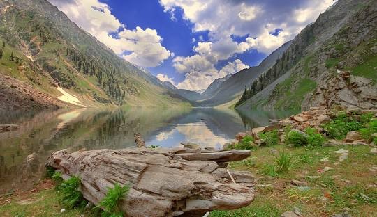 Kundol Lake